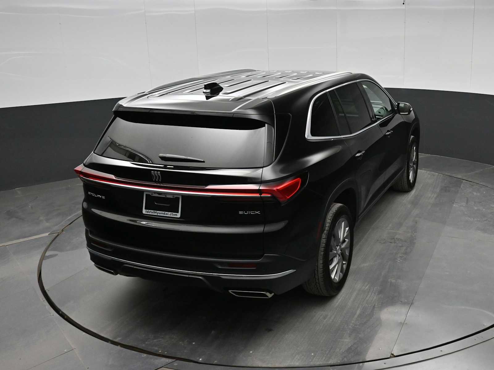Used 2026 Buick Enclave Preferred FWD image 30