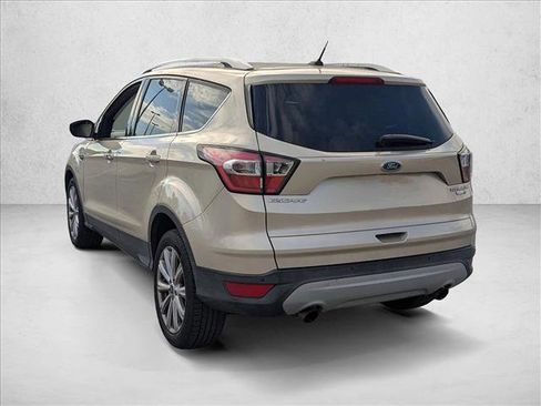Used 2017 Ford Escape Titanium image 4