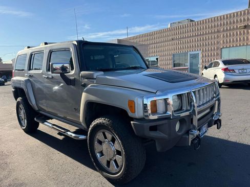 Used 2007 HUMMER H3 image 4