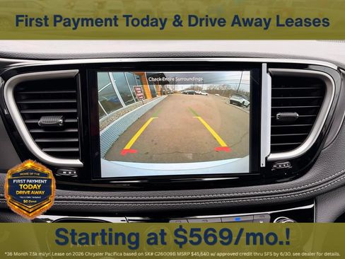 New 2026 Chrysler Pacifica Select FWD image 27