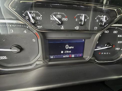 Used 2022 GMC Sierra 2500 AT4 image 20