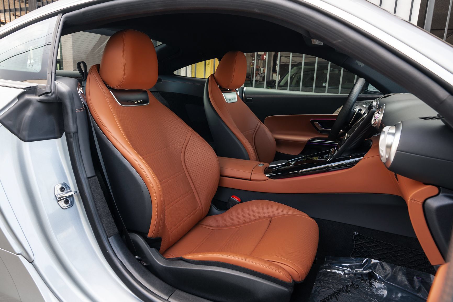 Used 2025 Mercedes-Benz AMG GT 63 w/ Driver Assistance Package image 24