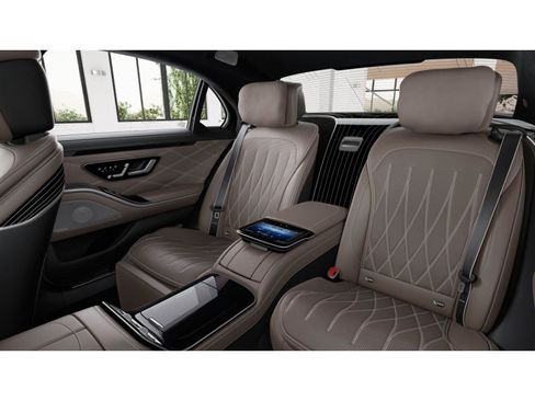 New 2026 Mercedes-Benz S 63 AMG S image 5