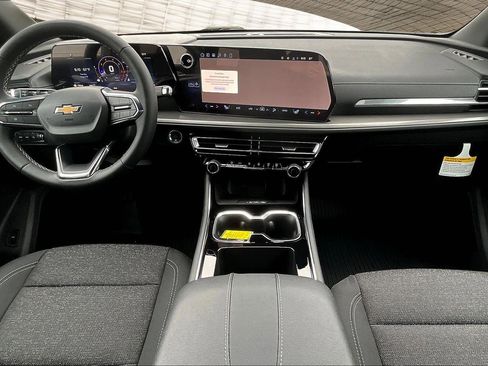 New 2026 Chevrolet Traverse LT w/ Driver Confidence Package image 5