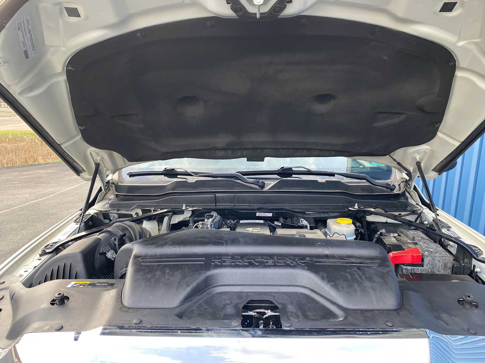 Used 2020 RAM 2500 Laramie AWD/4WD image 6