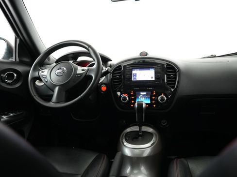 Used 2011 Nissan Juke SL w/ Sport Pkg AWD/4WD image 10