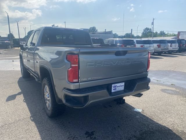 Used 2024 Chevrolet Silverado 3500 High Country AWD/4WD image 4