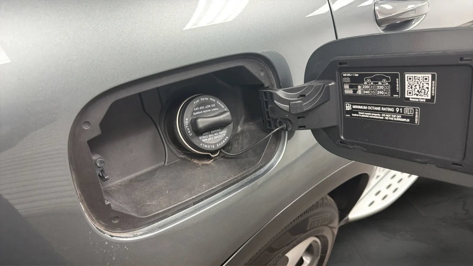 Used 2017 Mercedes-Benz GLC 300 4MATIC Coupe image 25