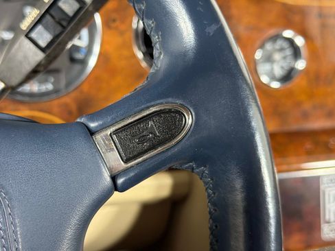 Used 2000 Rolls-Royce Corniche RWD image 39