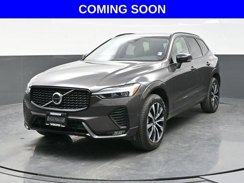 Used 2025 Volvo XC60 B5 Plus w/ Climate Package AWD/4WD image 2