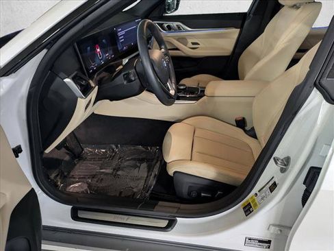 Certified 2023 BMW i4 eDrive35 w/ Premium Package image 17