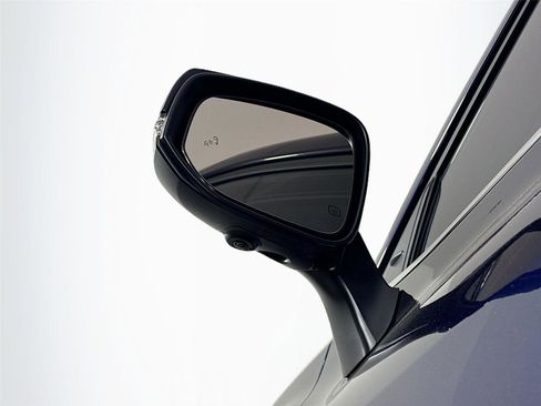 New 2026 Toyota Highlander Limited image 5