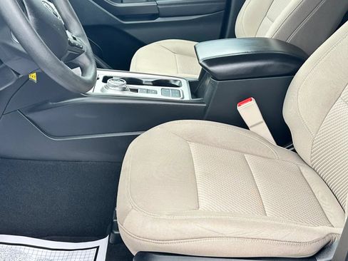 Used 2023 Ford Explorer 2WD image 11