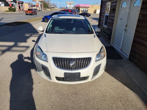 Used 2012 Buick Regal GS image 3