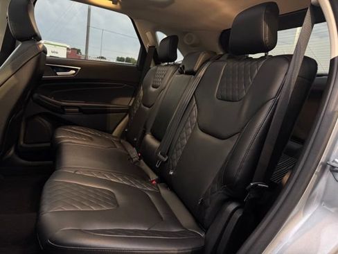 Used 2024 Ford Edge Titanium w/ Equipment Group 301A AWD/4WD image 9