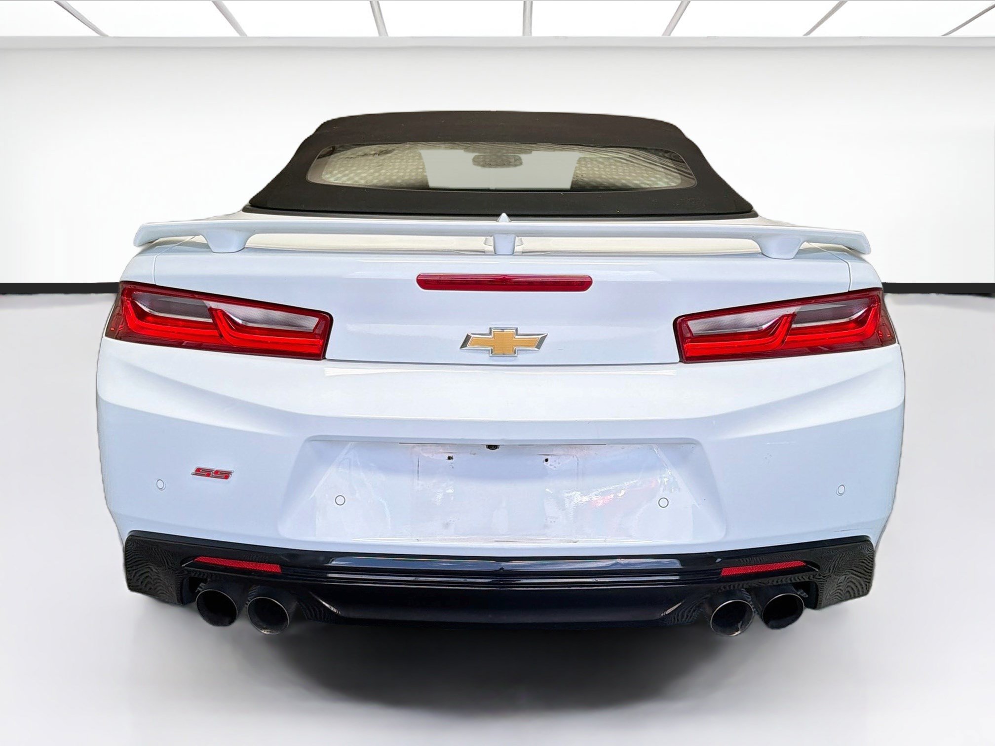 Used 2017 Chevrolet Camaro SS RWD image 5