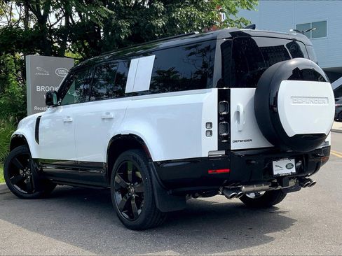 New 2025 Land Rover Defender 130 V8 image 12
