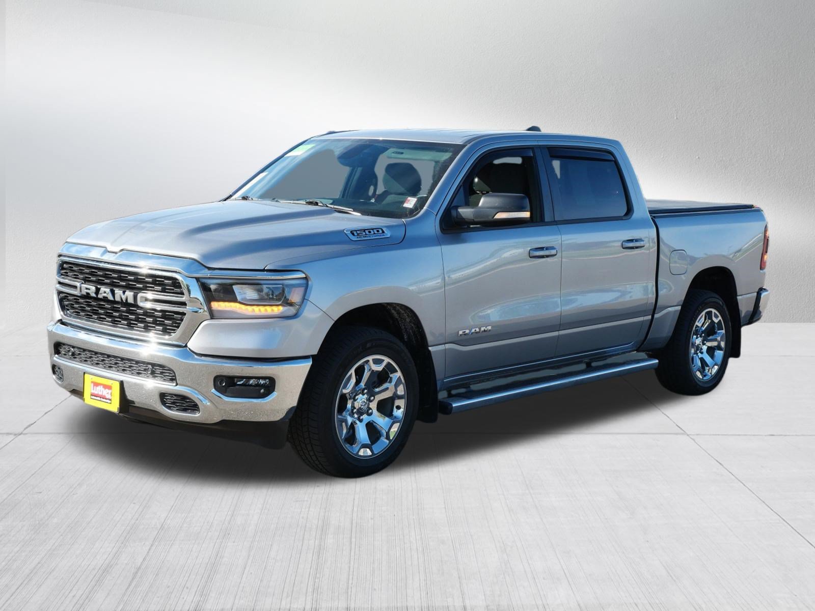 Used 2022 RAM 1500 Big Horn AWD/4WD image 3