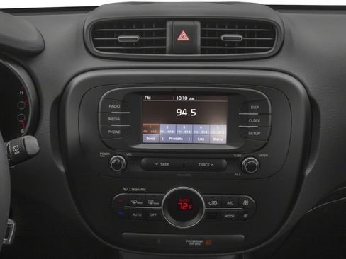 Used 2018 Kia Soul + FWD image 13