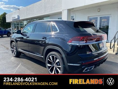 New 2026 Volkswagen Atlas Cross Sport SEL Premium R-Line image 11