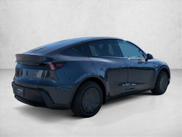Used 2026 Tesla Model Y 2WD image 5
