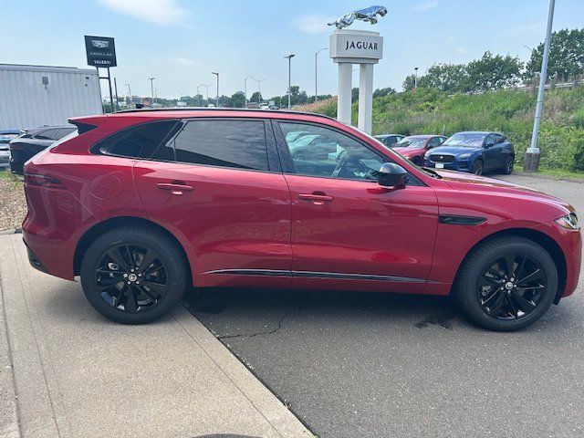 Used 2026 Jaguar F-PACE R-Dynamic S AWD/4WD image 7
