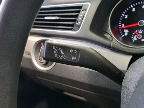 Used 2016 Volkswagen Passat 1.8T S image 26