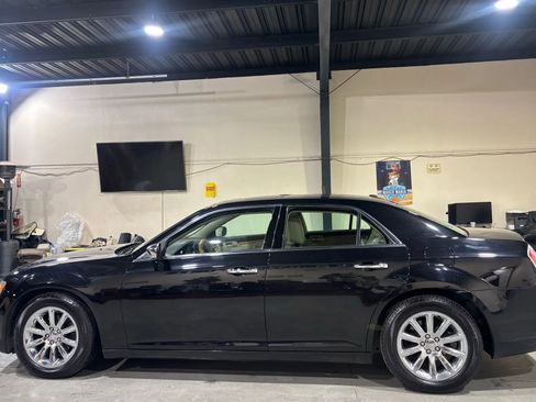 Used 2013 Chrysler 300 C w/ Beats Audio Group image 5