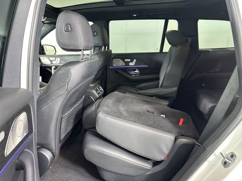 Used 2022 Mercedes-Benz GLS 450 4MATIC image 25
