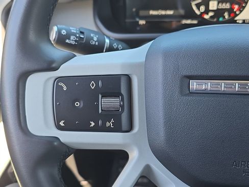 Certified 2023 Land Rover Defender 110 SE AWD/4WD image 19
