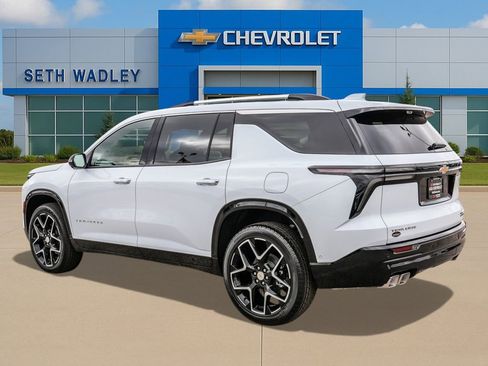 New 2026 Chevrolet Traverse High Country w/ LPO, Floor Liner Package image 5