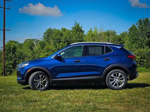 Used 2023 Buick Encore GX Essence w/ Experience Buick Package FWD image 6