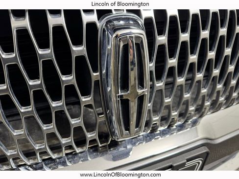 Certified 2022 Lincoln Corsair AWD w/ Equipment Group 101A image 13