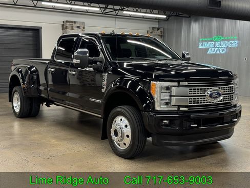 Used 2019 Ford F450 Platinum w/ Platinum Ultimate Package AWD/4WD image 1