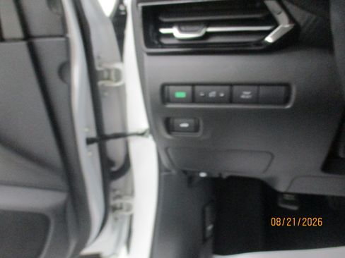 Used 2019 Dodge Grand Caravan SE w/ UConnect Hands-Free Group FWD image 39