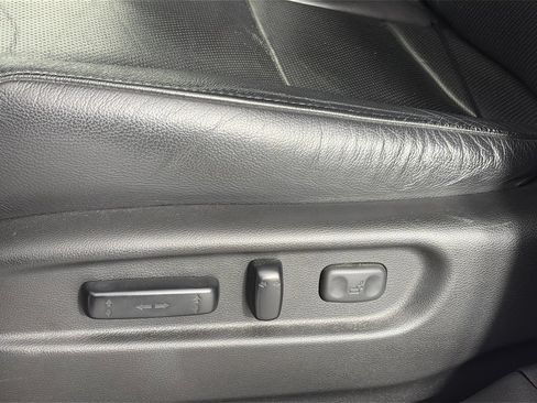Used 2017 Honda Pilot Elite image 26