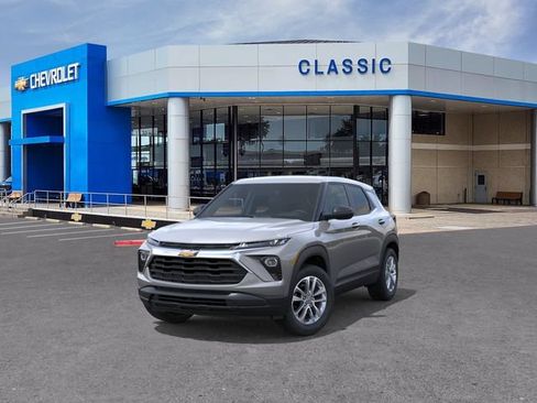 New 2026 Chevrolet TrailBlazer LS w/ LS Convenience Package FWD image 8