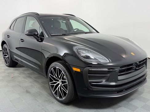 New 2026 Porsche Macan AWD/4WD image 9