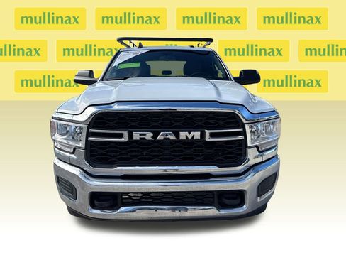 Used 2022 RAM 2500 Tradesman w/ Chrome Appearance Group image 11