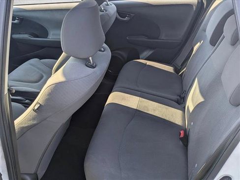Used 2013 Honda Fit image 16