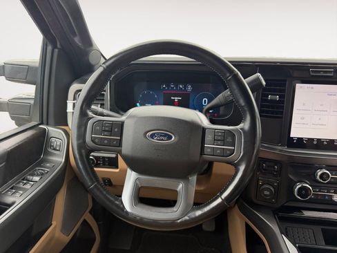 Used 2023 Ford F250 Lariat AWD/4WD image 12