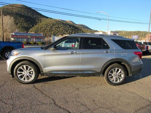 Certified 2024 Ford Explorer Limited image 4