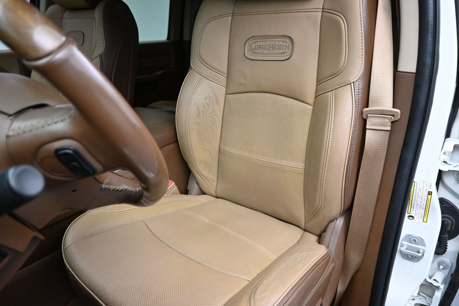 Used 2022 RAM 3500 Limited AWD/4WD image 21