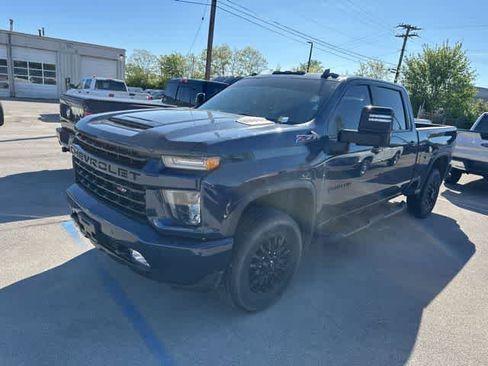 Used 2022 Chevrolet Silverado 2500 LT w/ Z71 Sport Edition image 2