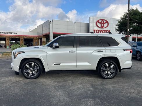 Certified 2025 Toyota Sequoia Capstone AWD/4WD image 6