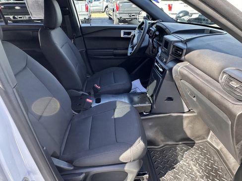 Used 2022 Ford Explorer 4WD Police Interceptor image 14