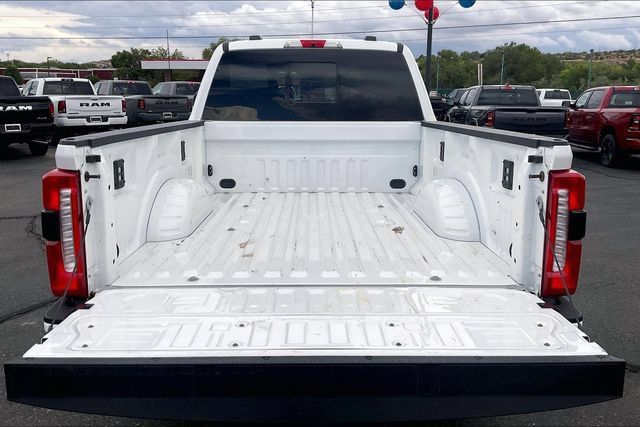 Used 2024 Ford F250 Lariat w/ Sport Appearance Package AWD/4WD image 30