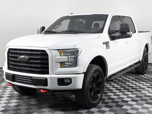 Used 2015 Ford F150 XLT w/ Equipment Group 302A Luxury image 2