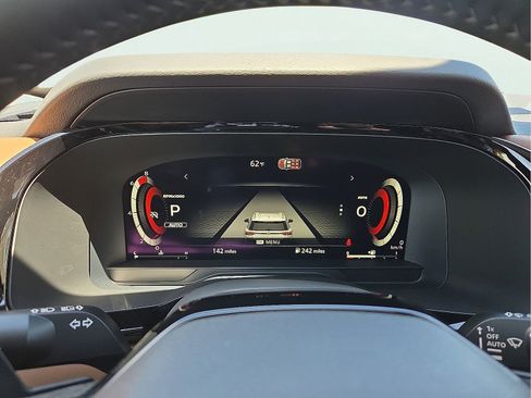 New 2026 Nissan Pathfinder Platinum AWD/4WD image 23