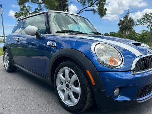 Used 2009 MINI Cooper S FWD image 5